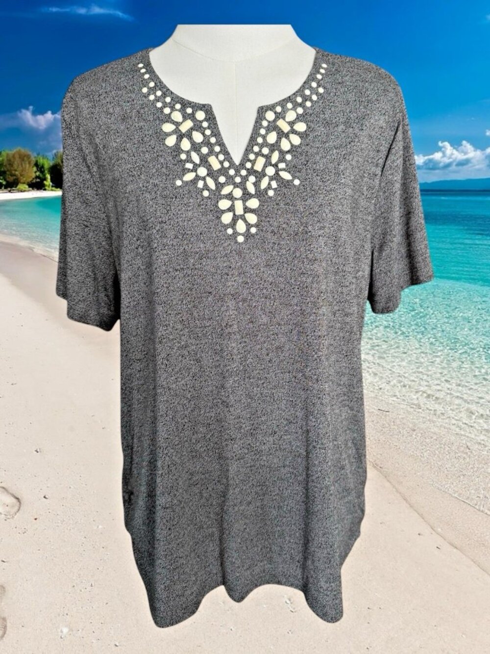 Alfred Dunner Gray Short Sleeve Embellished Notched V-Neck Top-Size Large
